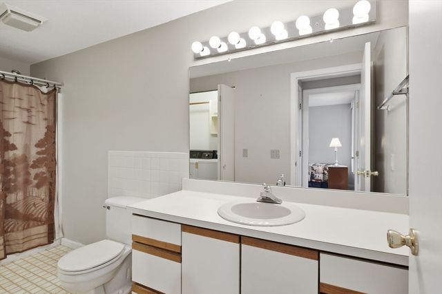 79 Chapin Greene 79, Ludlow, MA 01056