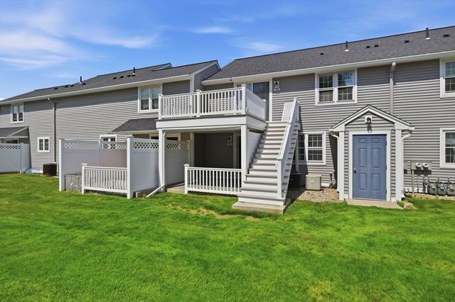 79 Chapin Greene 79, Ludlow, MA 01056