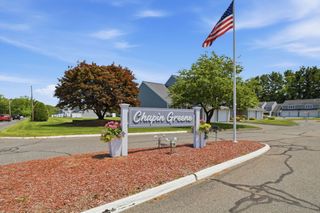 79 Chapin Greene 79, Ludlow, MA 01056