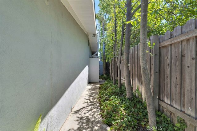 3831 Cody Road, Sherman Oaks, CA 91403