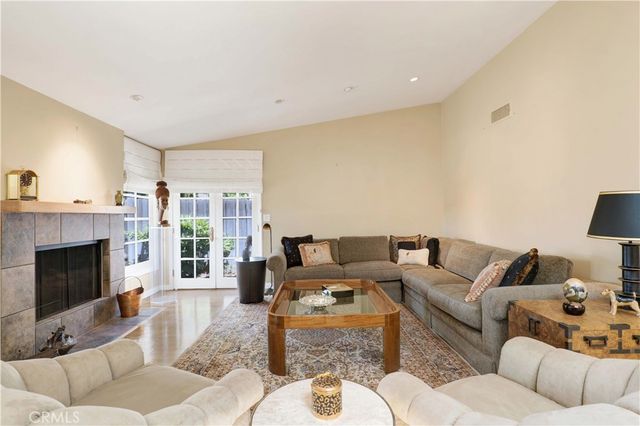 3831 Cody Road, Sherman Oaks, CA 91403