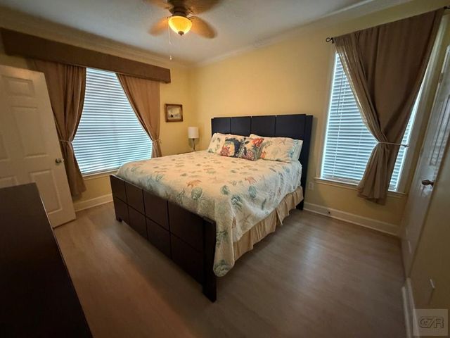 7000 Seawall Blvd, Galveston, TX 77551