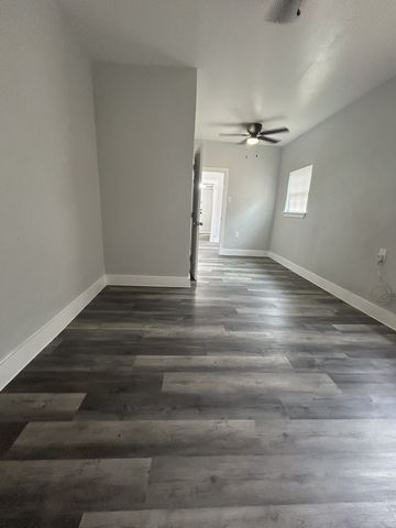 3501 Latimer Street, Dallas, TX 75215