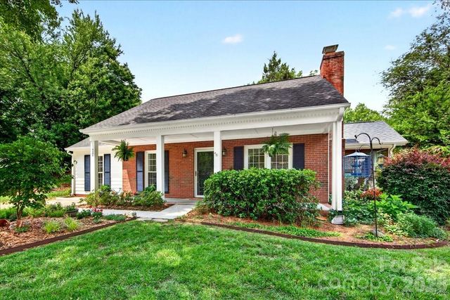 7306 Carrbridge Lane, Charlotte, NC 28226