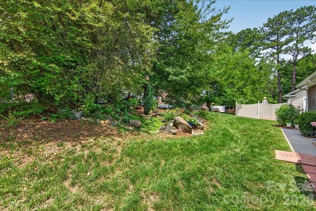 7306 Carrbridge Lane, Charlotte, NC 28226