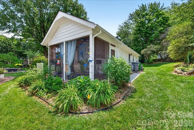 7306 Carrbridge Lane, Charlotte, NC 28226