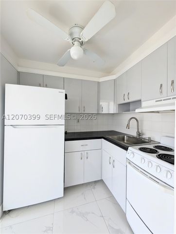 3177 S Ocean Dr 125, Hallandale Beach, FL 33009