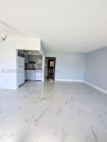 3177 S Ocean Dr 125, Hallandale Beach, FL 33009