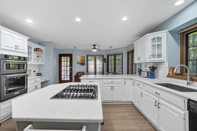 5935 Lynwood Court, Whitehouse, OH 43571