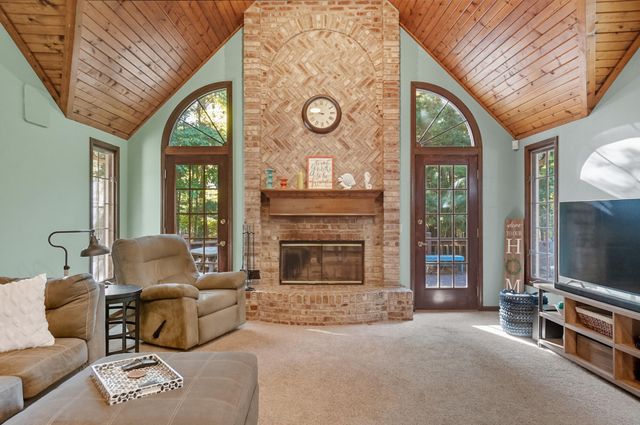 5935 Lynwood Court, Whitehouse, OH 43571