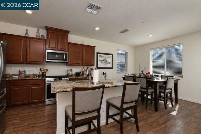 630 Flagstone, Stockton, CA 95206