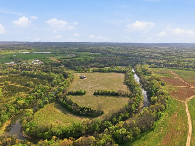 1128 Highway 64, W, Shelbyville, TN 37160