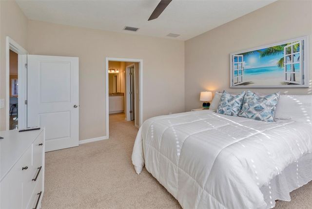 13816 MESSINA LOOP 203, Lakewood Ranch, FL 34211