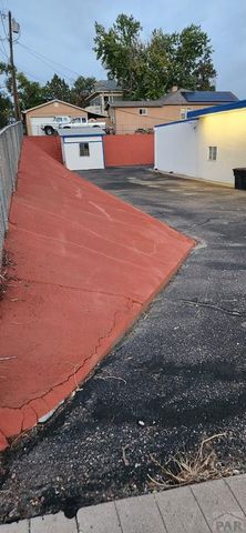 1300 N Elizabeth St, Pueblo, CO 81003
