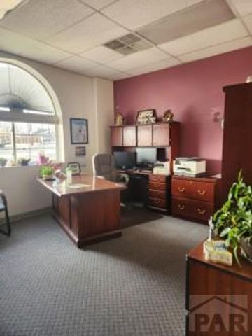 1300 N Elizabeth St, Pueblo, CO 81003