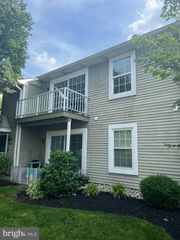 380-B DELANCEY PL #B, Mount Laurel, NJ 08054