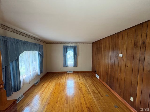 5207 North Street, Vernon, NY 13476