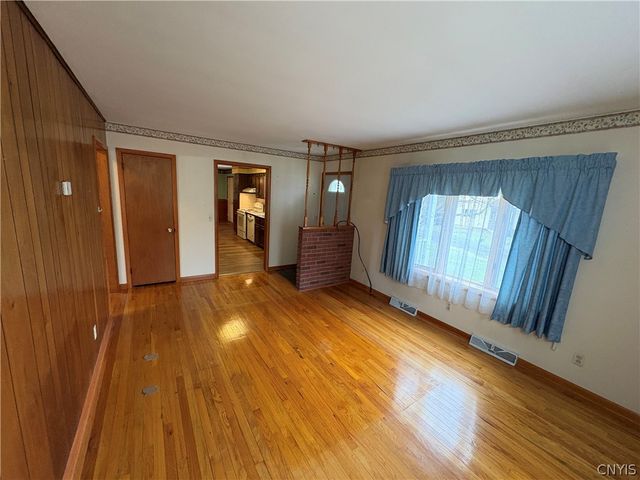 5207 North Street, Vernon, NY 13476