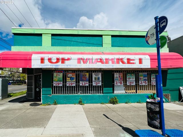 5287 N LOMBARD St, Portland, OR 97203