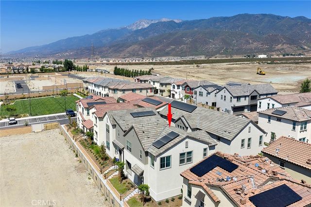 16583 Bottlebrush Lane 2, Fontana, CA 92336