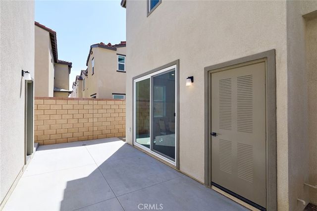 16583 Bottlebrush Lane 2, Fontana, CA 92336