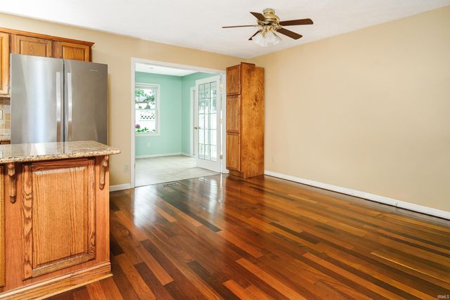 600 W Cyprus Circle, Bloomington, IN 47403