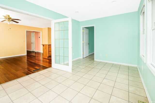 600 W Cyprus Circle, Bloomington, IN 47403