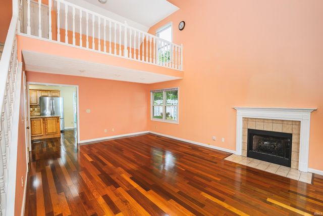 600 W Cyprus Circle, Bloomington, IN 47403