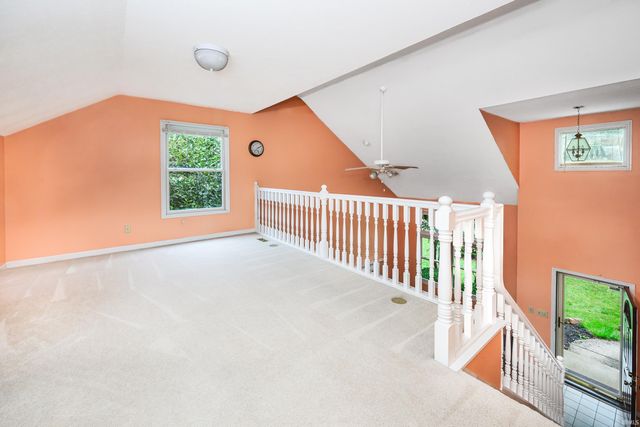 600 W Cyprus Circle, Bloomington, IN 47403