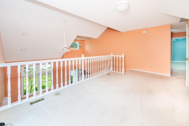 600 W Cyprus Circle, Bloomington, IN 47403