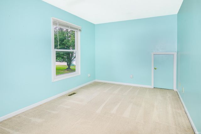 600 W Cyprus Circle, Bloomington, IN 47403