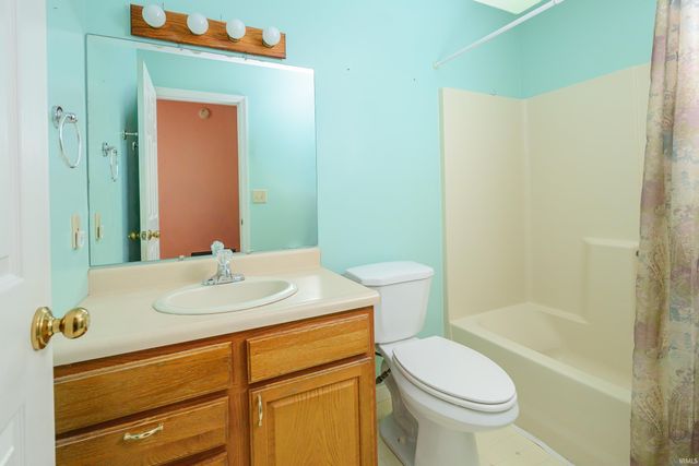 600 W Cyprus Circle, Bloomington, IN 47403