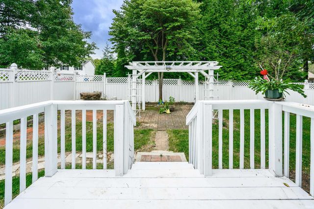 600 W Cyprus Circle, Bloomington, IN 47403