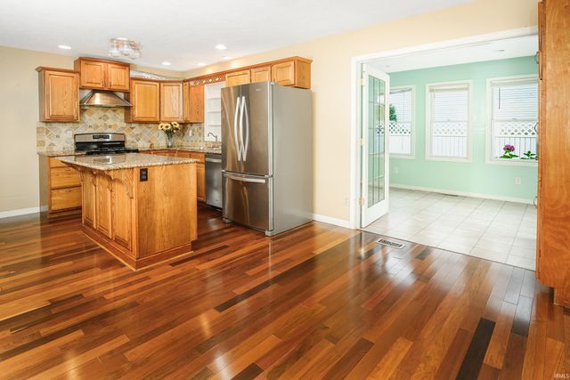 600 W Cyprus Circle, Bloomington, IN 47403
