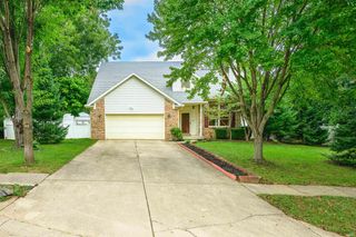 600 W Cyprus Circle, Bloomington, IN 47403