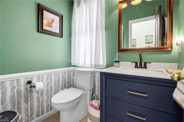 313 Lane CRES, Smithfield, VA 23430