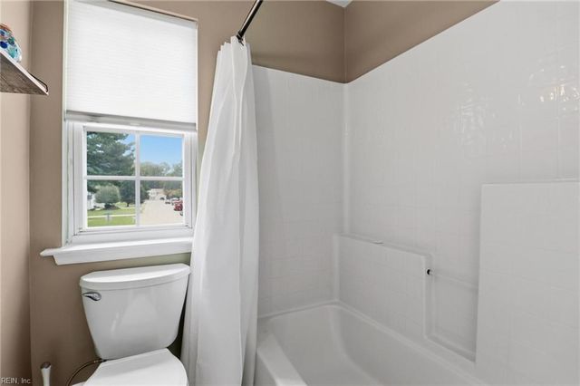 313 Lane CRES, Smithfield, VA 23430