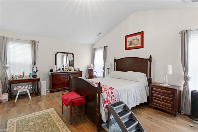 313 Lane CRES, Smithfield, VA 23430