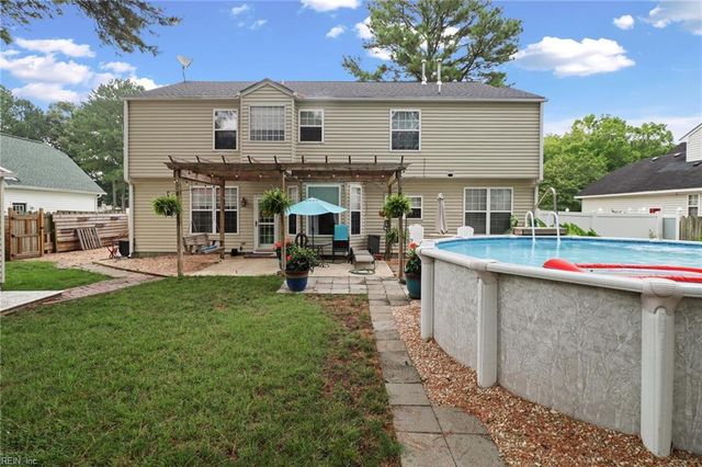 313 Lane CRES, Smithfield, VA 23430