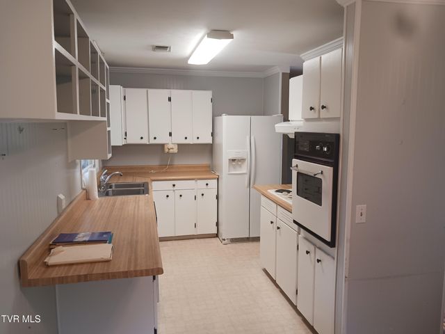 217 Holland Drive, Kingsport, TN 37663