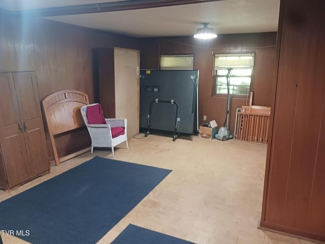 217 Holland Drive, Kingsport, TN 37663