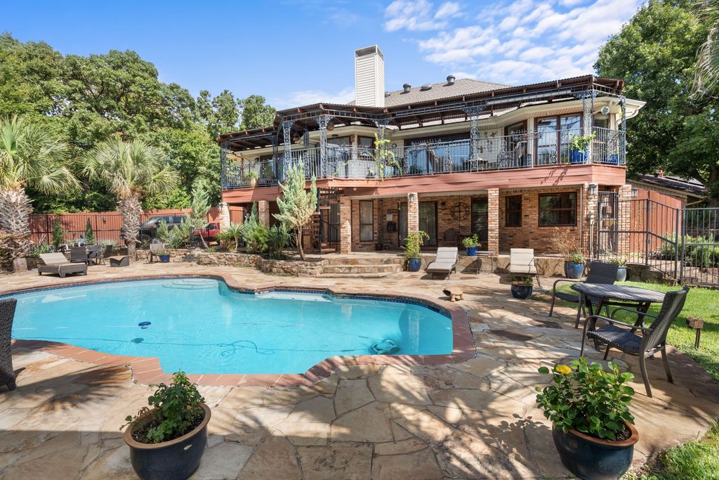 2910 Lakeshore Court, Arlington, TX 76013 — photo 3