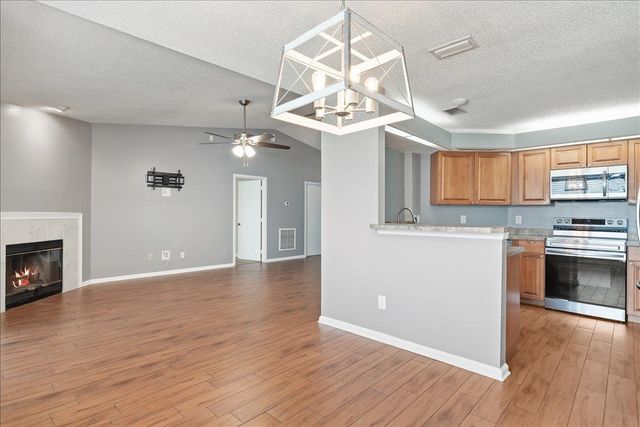 1729 Chandelier Cir, Jacksonville, FL 32225