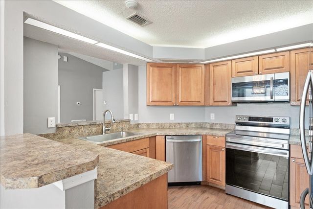 1729 Chandelier Cir, Jacksonville, FL 32225