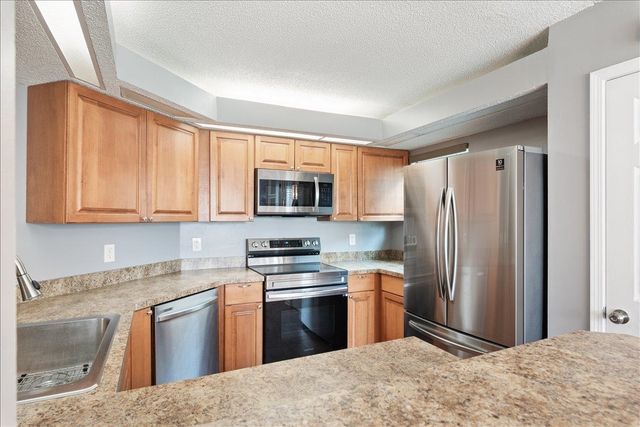 1729 Chandelier Cir, Jacksonville, FL 32225