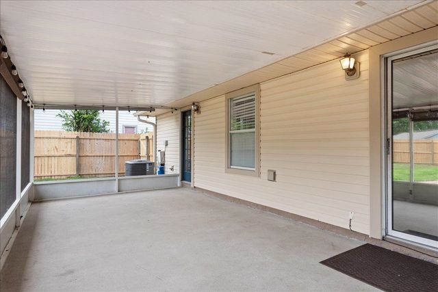 1729 Chandelier Cir, Jacksonville, FL 32225