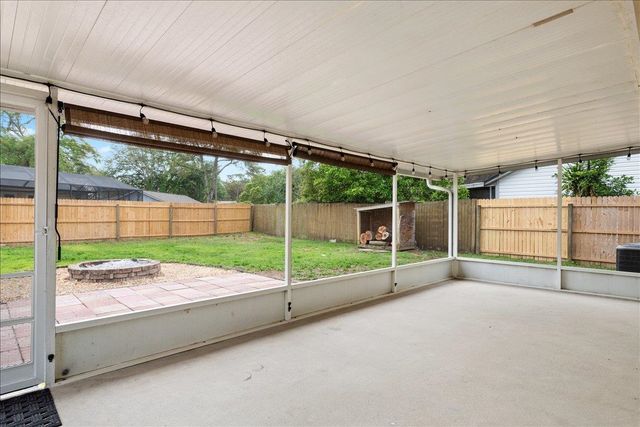 1729 Chandelier Cir, Jacksonville, FL 32225