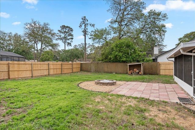 1729 Chandelier Cir, Jacksonville, FL 32225