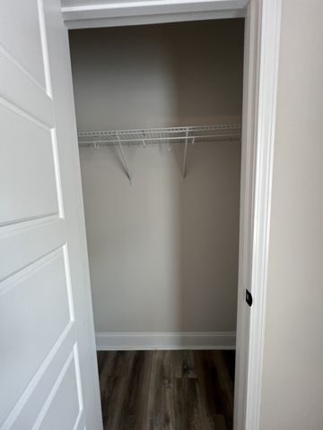 550 Peachers Mill Rd Unit B4, Clarksville, TN 37042