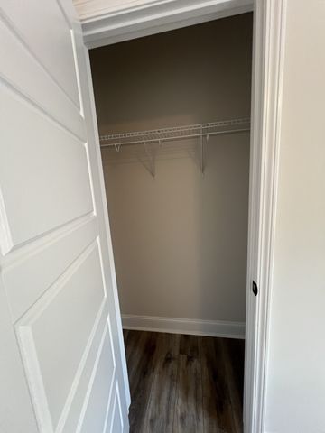 550 Peachers Mill Rd Unit B4, Clarksville, TN 37042